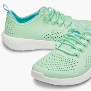 Crocs LiteRide Pacer sneakers